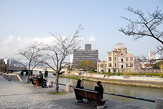 川