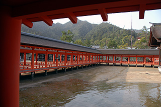 厳島神社