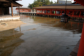 厳島神社