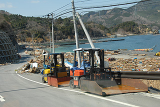 瓦礫除去