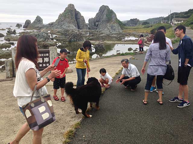 “ウトロン”