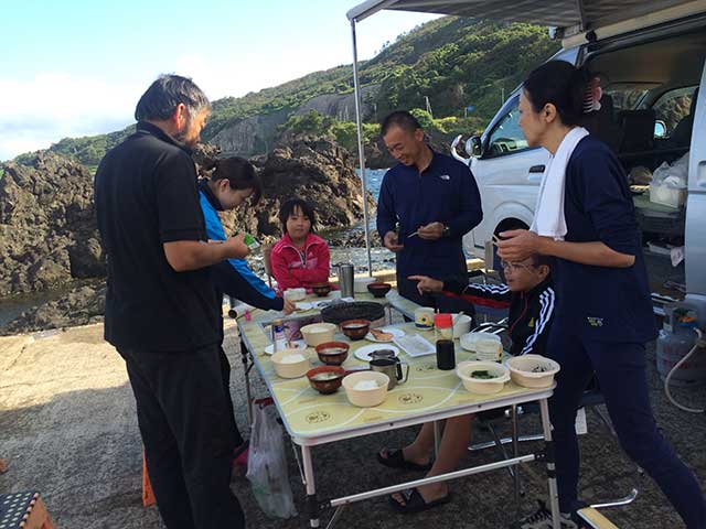 “朝食”