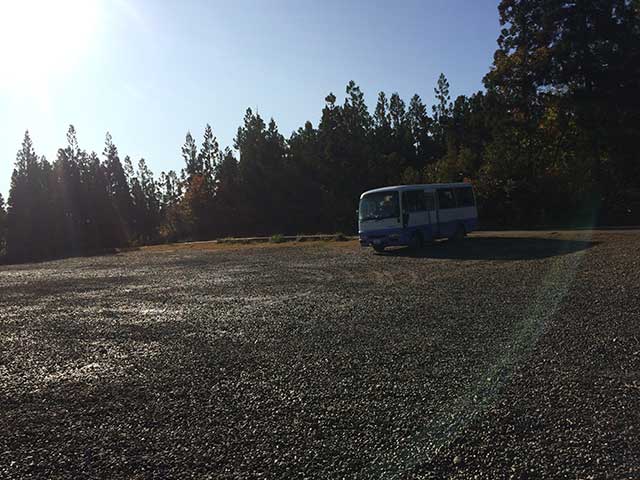 “駐車場”