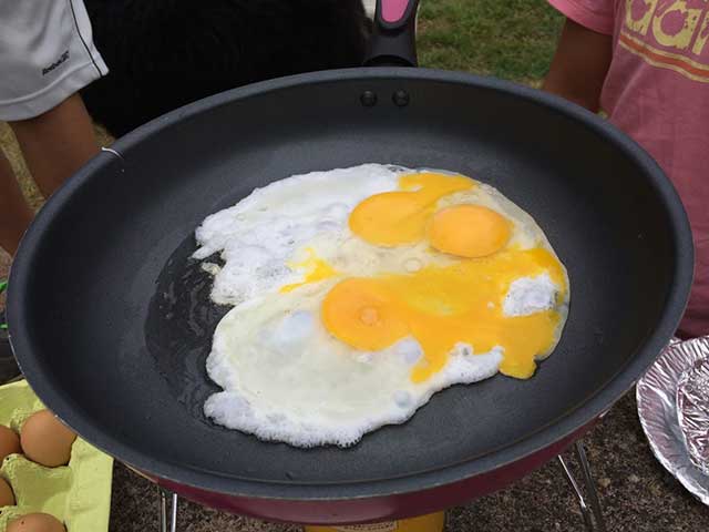 目玉焼き