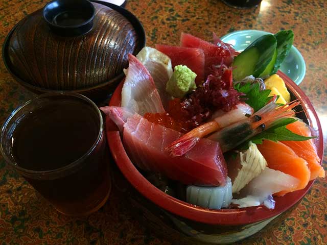 海鮮丼