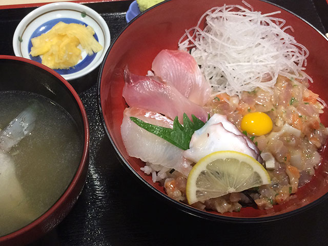 漁師丼